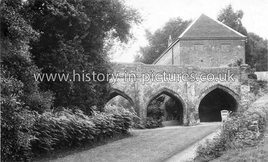 The Tudor Bridge, Hedingham Castle, Castle Hedingham, Essex. c.1940's